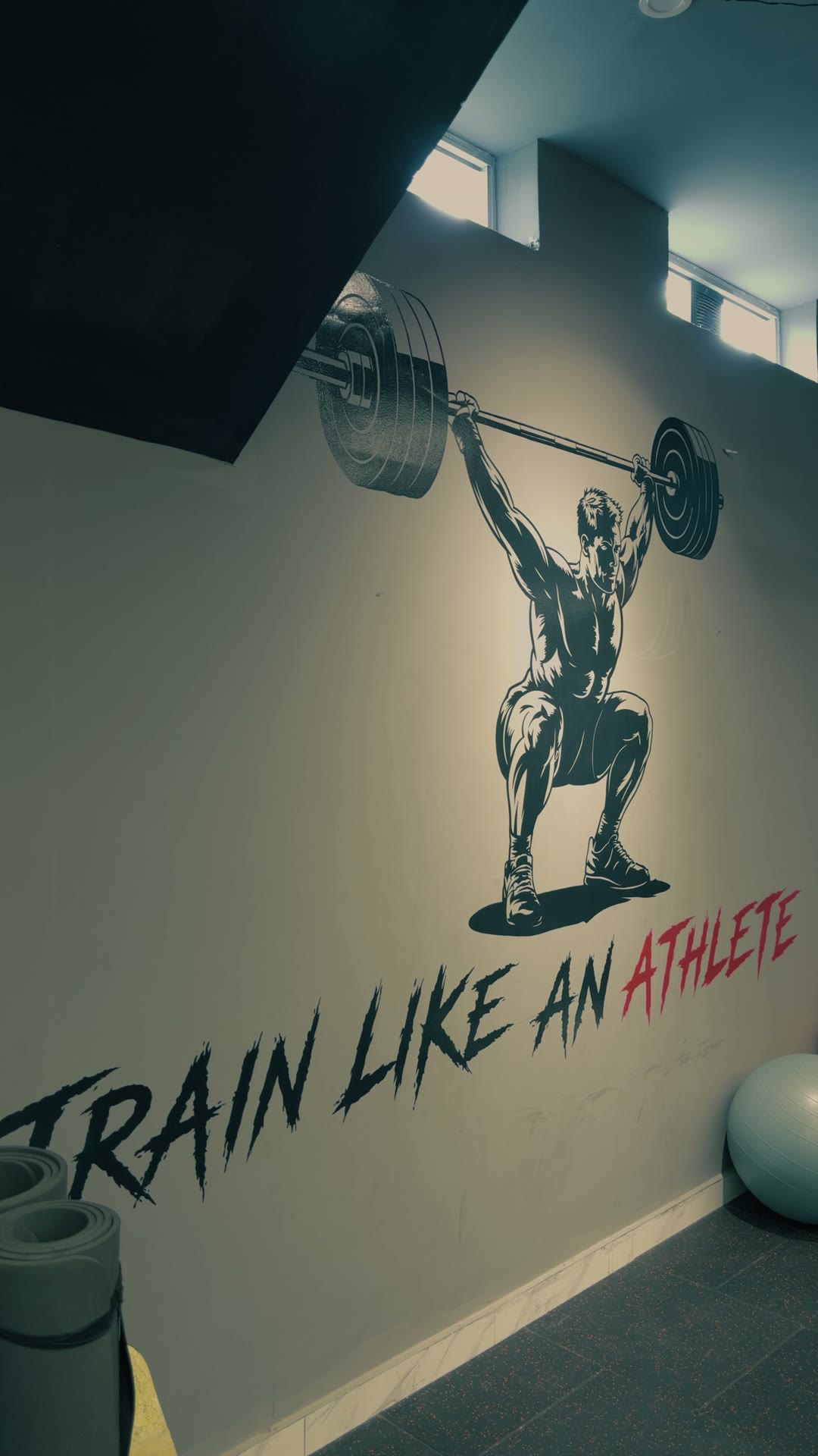 Train like an athlete mural at TAP DHA Phase 7